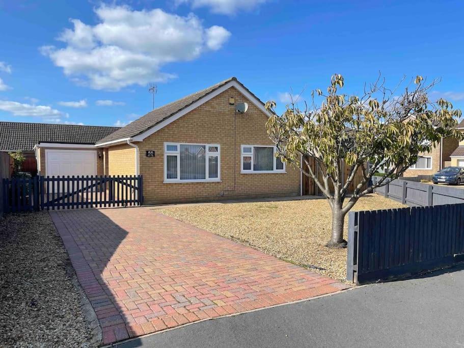 Lodge In The Heart Of Bourne Thurlby Экстерьер фото